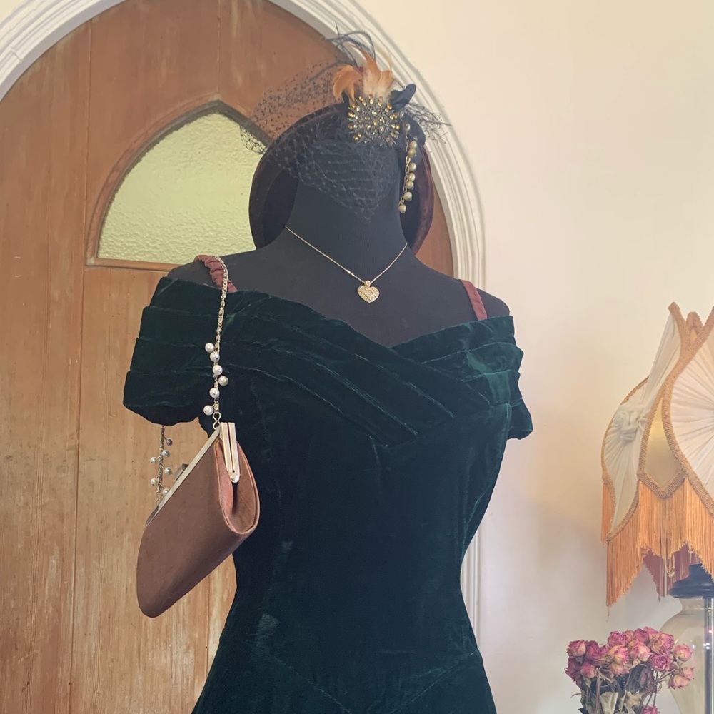 Shimmering brown and pearl clutch